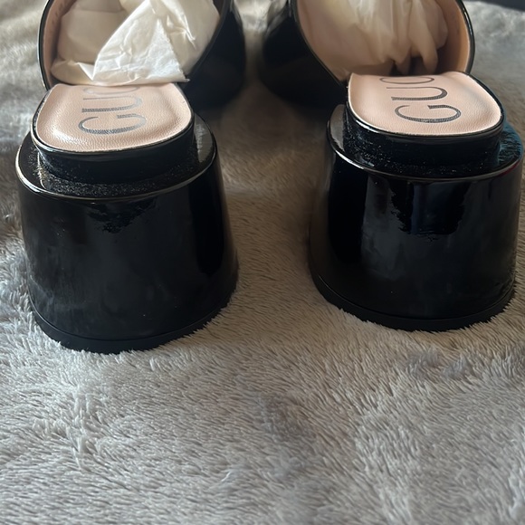 GUCCI Horsebit Accent Patent Leather Mules Slides 543188 - Picture 8 of 17